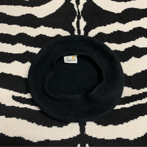Wool Beret Hat Black One Size - Picture 5 of 10